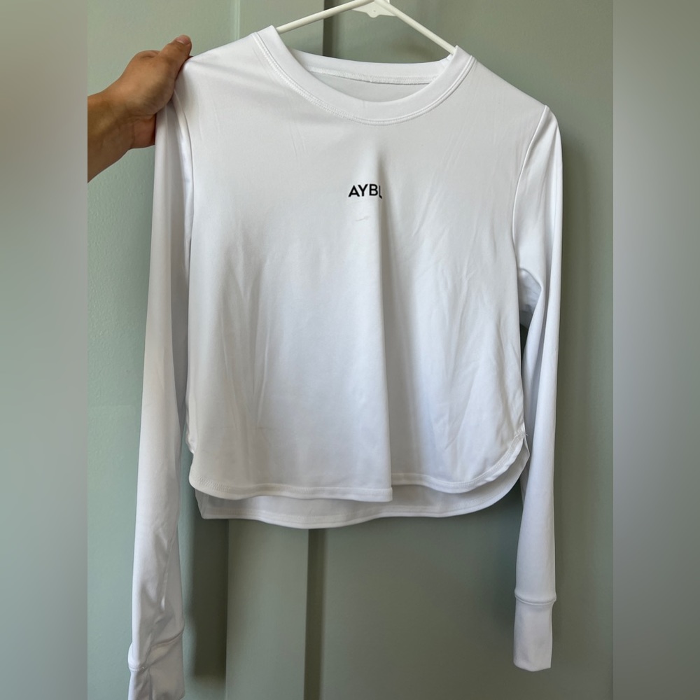 White long sleeve workout top